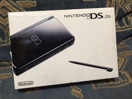 Nintendo DS lite