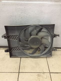 Форд Фьюжн вентилятор охлаждения 1474348