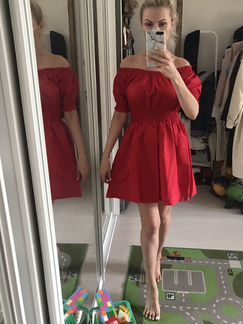 Новое красное платье