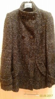 Женское полупальто фирмы 