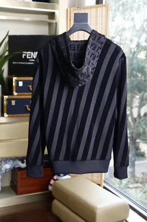 Костюм Fendi