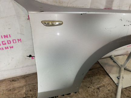 Крыло переднее правое Bmw 1-Series E87 2004-2011