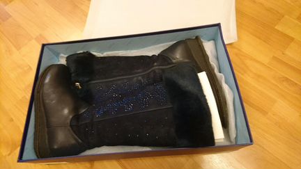 Продам сапоги для девочки производство Испания