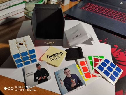 QiYi MoFangGe 3x3x3 Valk 3 Power и QiYi MoFangGe 3