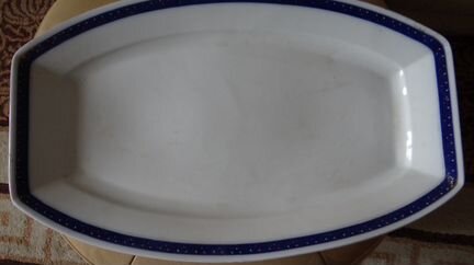 Блюдо и тарелка фабрики Кузнецова 30x50 и D24см