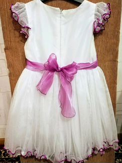 Платье праздничное на 3-4 года