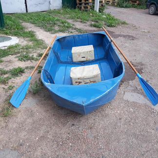 Продам весёльную лодку