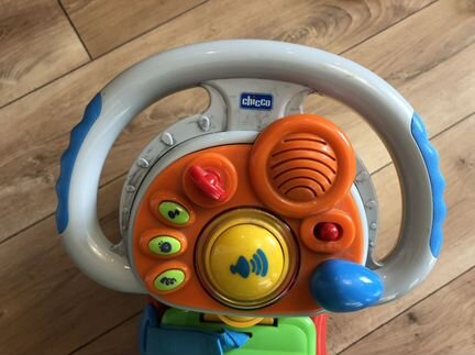 Детская автомобиль-качалка Chicco Quattro (4 в 1)