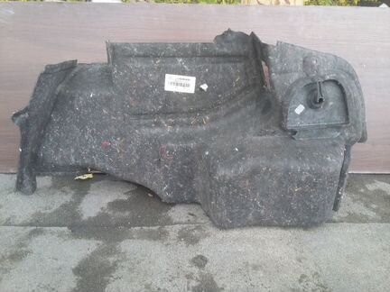 Обшивка багажника левая Mercedes W207