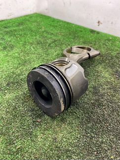 Поршень двс 3.0 D4 RRS