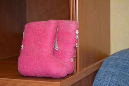 Новые валенки ручной работы