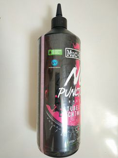 Герметик Muc-off NoPuncture Hassle Tyre Sealant 1л