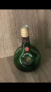 Оригинальные бутылки с коробками и без, тубусы
