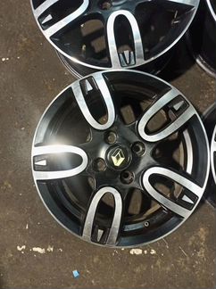 Диски бу литые R15 LU на Renault