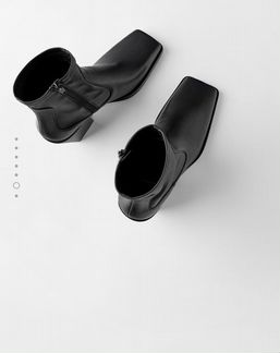 Кожаные ботильоны Zara