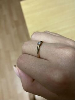 Золотое кольцо с фианитом размер 17,5