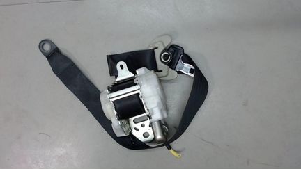 Ремень безопасности правый передний Lexus IS, 2008