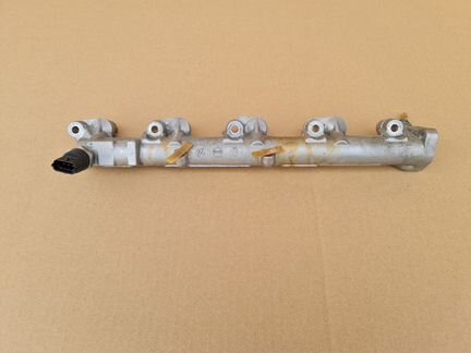 Рейка топливная (рампа) CX 7 2007-2012