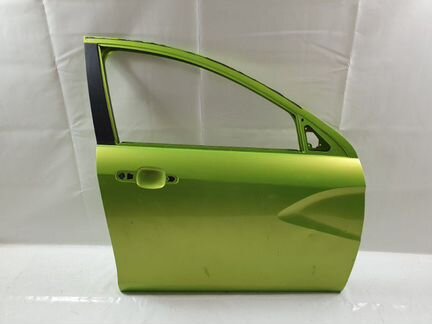 Дверь передняя правая LADA Vesta