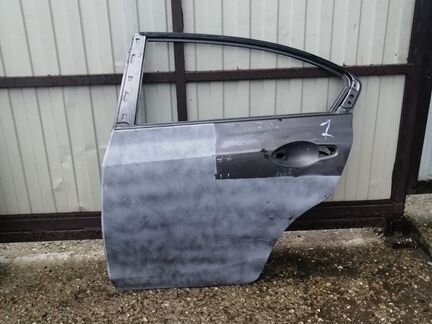 Дверь задняя левая Honda Civik Sedan