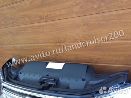 Накладка суппорта радиатора Land Cruiser 200 2019