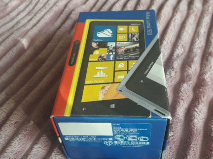 Телефон Nokia Lumia 920