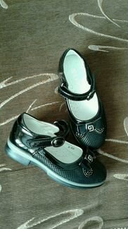 Новые туфли размер 26