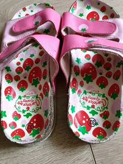 Пляжные тапочки Charlotte aux fraises
