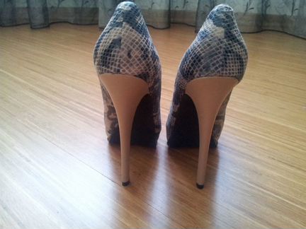 Новые туфли Bebe USA 39-40 размер, нат.кожа