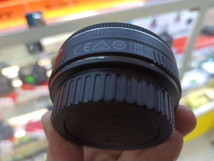 Canon EF-S 24mm f/2.8 STM S№55011 05701 б.у