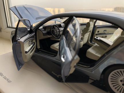 1/18 Kyosho Bmw 760Li E66 Hydrogen