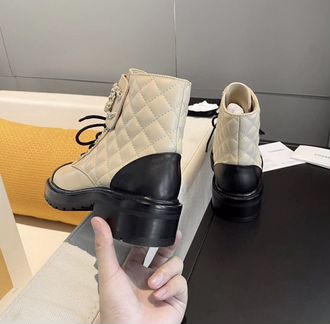 Ботинки Chanel Lace-Ups