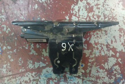 Замок крышки багажника BMW X6 E71