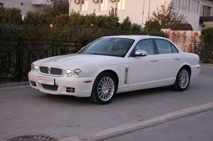 Jaguar XJ 2008 С„РёРѕР»РµС‚РѕРІС‹Р№ С†РІРµС‚