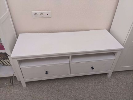 Тумба под телевизор
