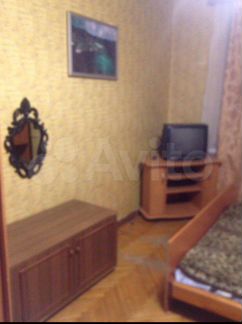 Комната 18 м² в 3-к, 2/4 эт.