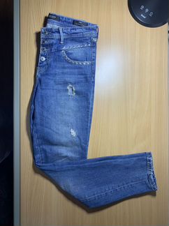 Джинсы guess