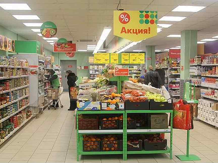 Витрина магазина пятерочка