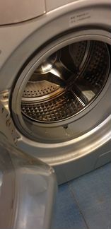 Продаю стиральную машину Samsung diamond 6.0 wf859