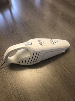 Пылесос Electrolux ZB5003