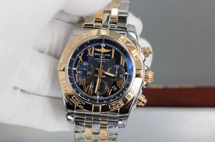 Часы breitling Chronomat 44 CB0110