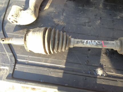 Привод передний левый Infiniti QX56 Armada