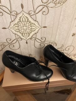 Ботинки женские