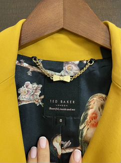 Пальто Ted Baker