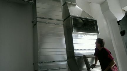 Монтажники вентиляции и кондиционирования