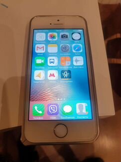 Телефон iPhone 5