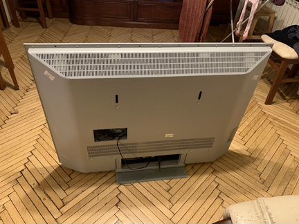 Телевизор loewe xelos a42