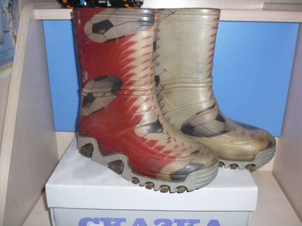 Резиновые сапоги 