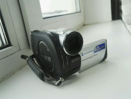 Видеокамера Sony DCR-DVD108E